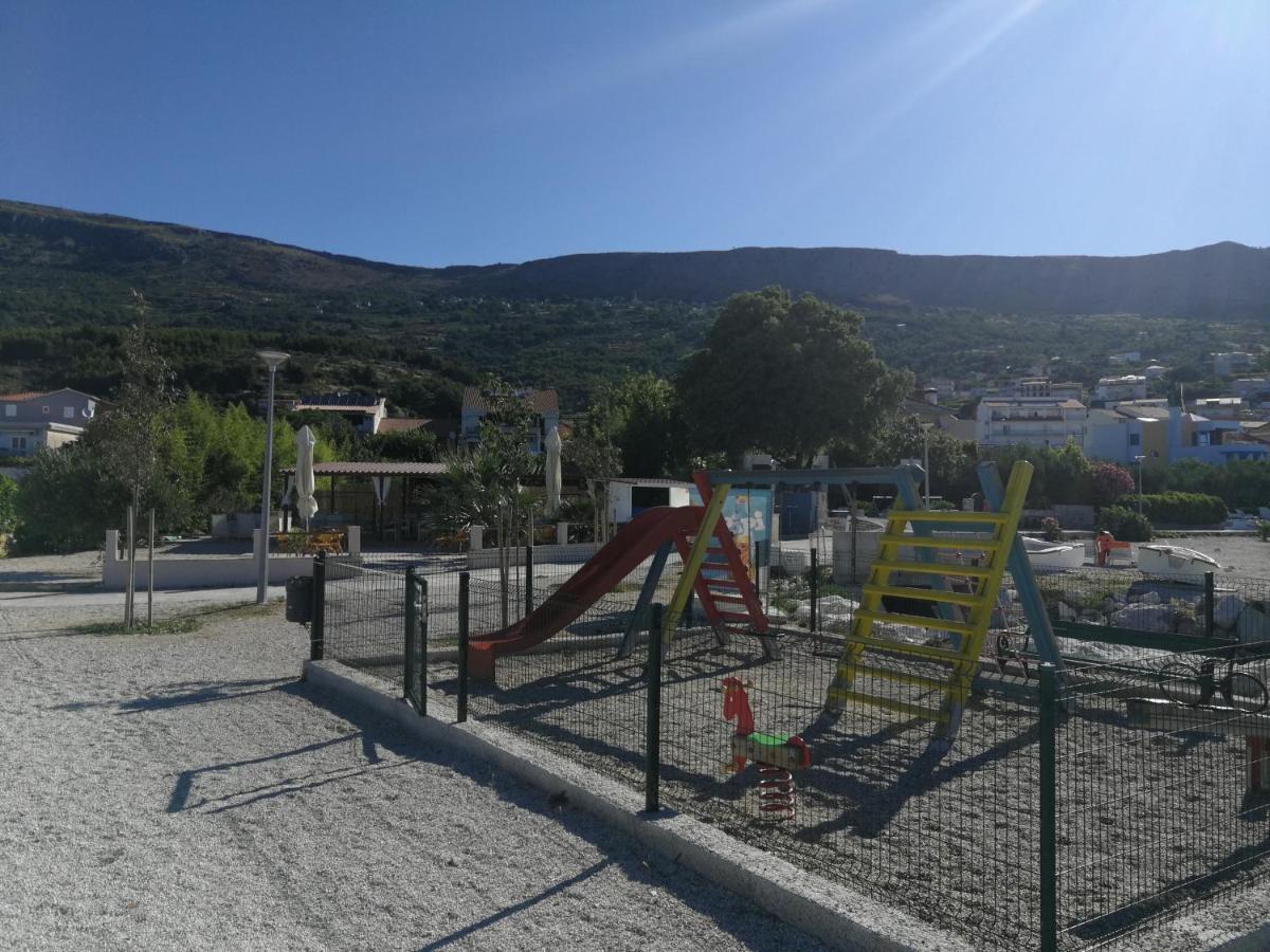 Apartman Vanda Apartment Podstrana Bagian luar foto