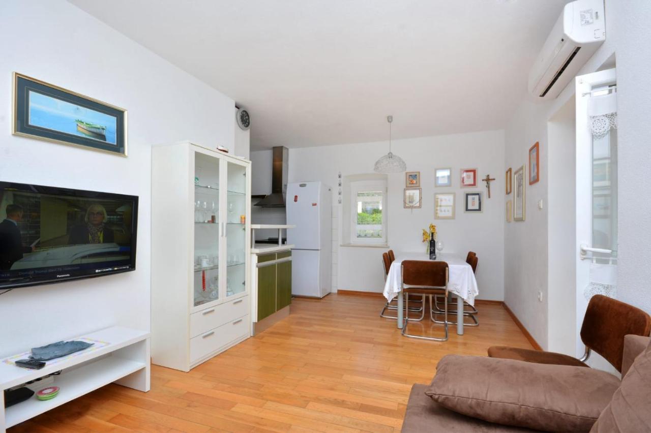 Apartman Vanda Apartment Podstrana Bagian luar foto